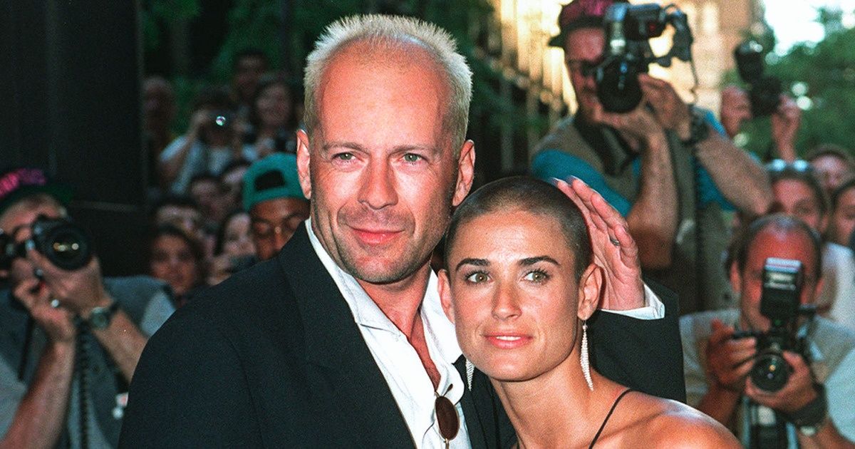 24 редких фото из 90-х, которые показывают самые искренние моменты из жизни звезд