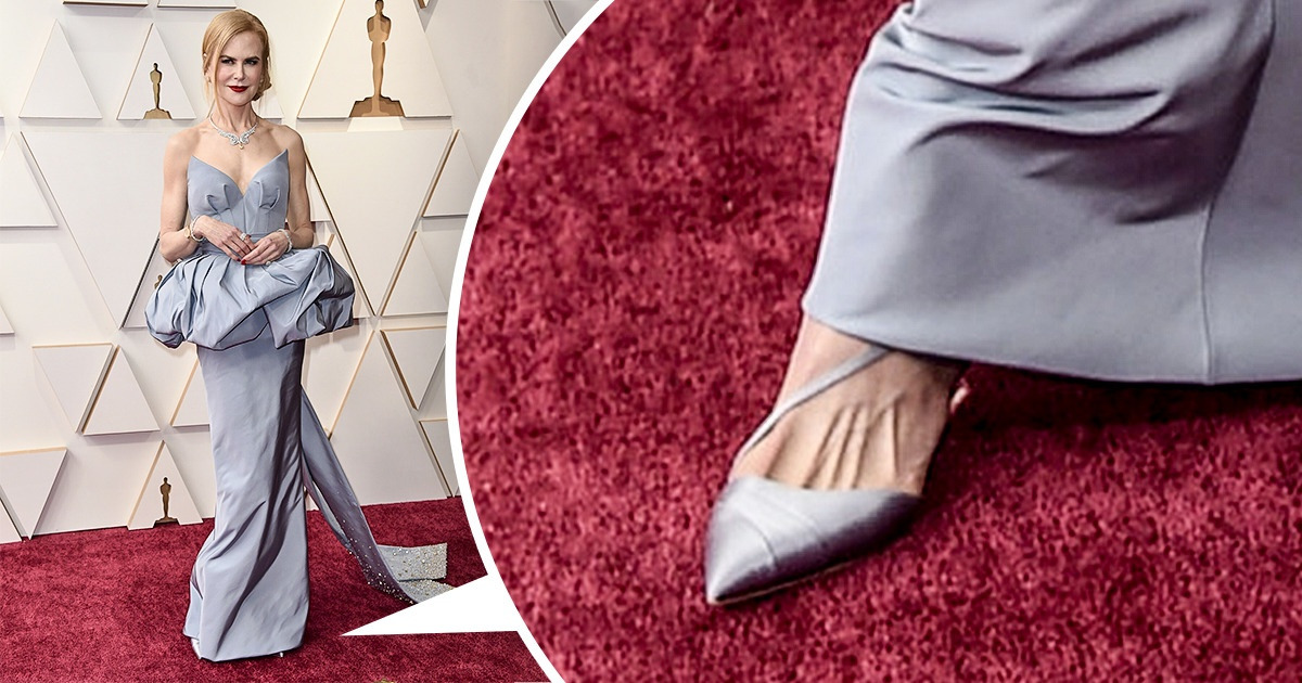 Мы решили узнать, какую обувь выбирают звездные дивы, когда им предстоит целый вечер проводить на ногах Мы решили узнать, какую обувь выбирают звездные дивы, когда им предстоит целый вечер проводить на ногах