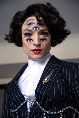 Комментарий с изображением на AdMe.Media