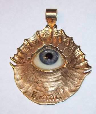 Комментарий с изображением на AdMe.Media