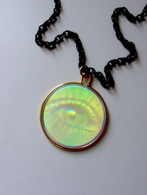 Комментарий с изображением на AdMe.Media