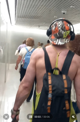 Комментарий с изображением на AdMe.Media