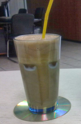 Комментарий с изображением на AdMe.Media