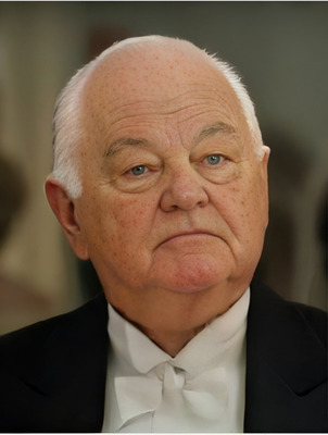 Комментарий с изображением на AdMe.Media