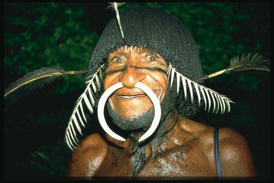 Комментарий с изображением на AdMe.Media