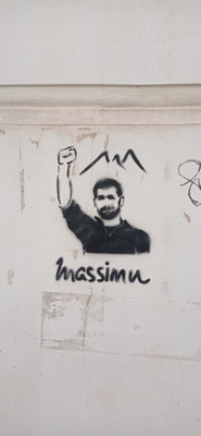 Комментарий с изображением на AdMe.Media