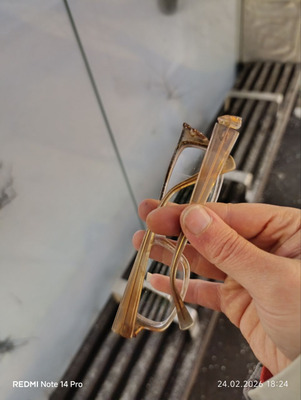 Комментарий с изображением на AdMe.Media