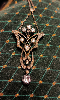 Комментарий с изображением на AdMe.Media