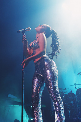 Комментарий с изображением на AdMe.Media