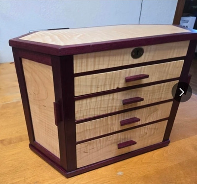 Комментарий с изображением на AdMe.Media