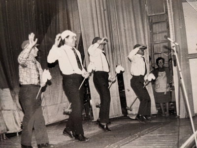 Комментарий с изображением на AdMe.Media