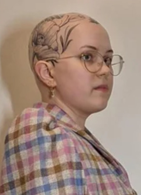 Комментарий с изображением на AdMe.Media