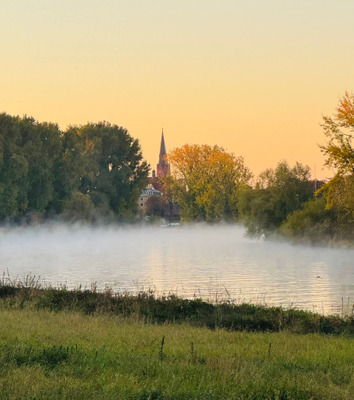 Комментарий с изображением на AdMe.Media