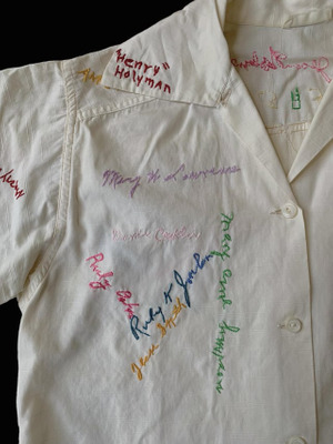 Комментарий с изображением на AdMe.Media