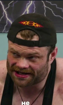 Комментарий с изображением на AdMe.Media