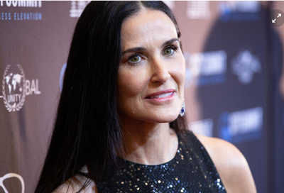 Комментарий с изображением на AdMe.Media