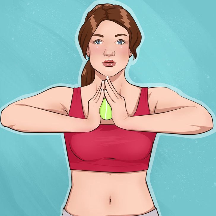 4 простых упражнения для красивой и подтянутой груди