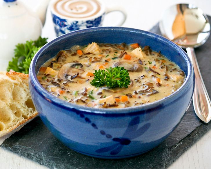 Суп с грибами рисом и картошкой. Рисовый грибной суп. Суп с грибами и рисом. Американский суп. Суп курицей с грибами рисом.