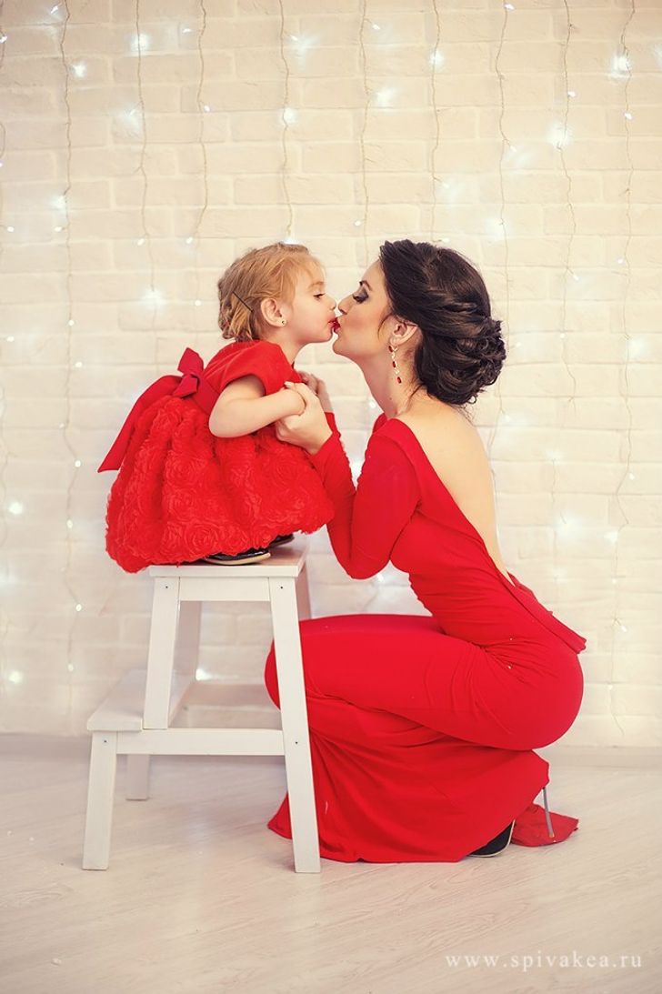 Фотосессии на День влюбленных мама с детьми